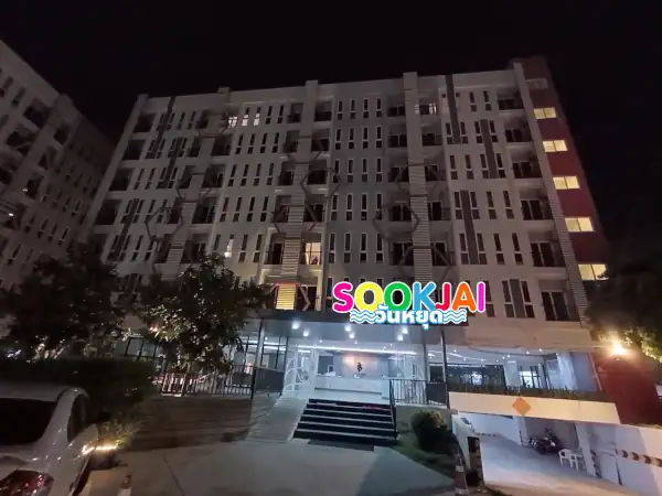 P Plus Hotel ที่พักพัทยา อยู่ซอยบัวขาว