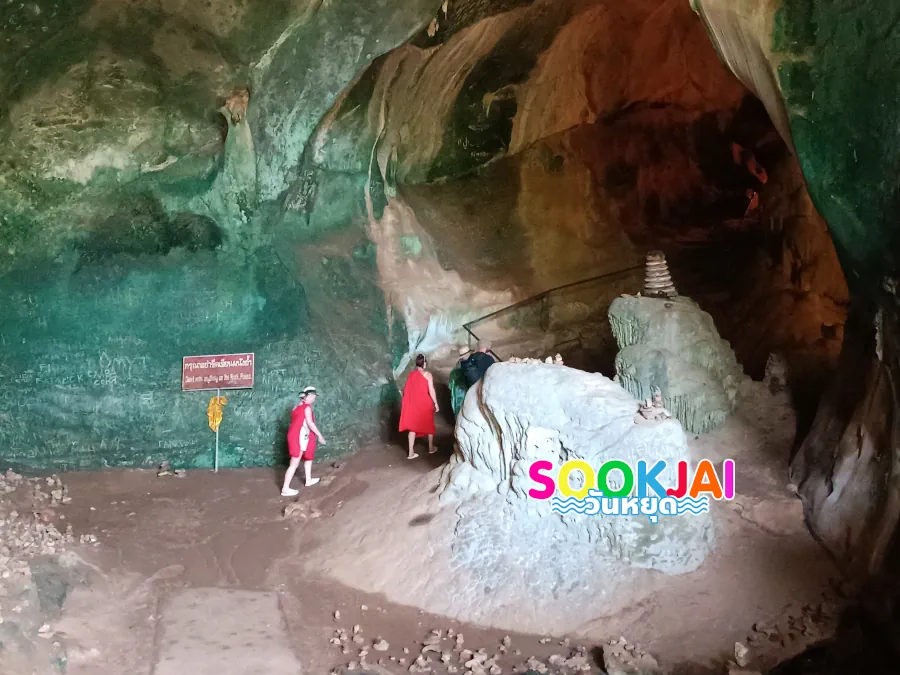 Travel to Phang Nga, Suwan Khiri Cave