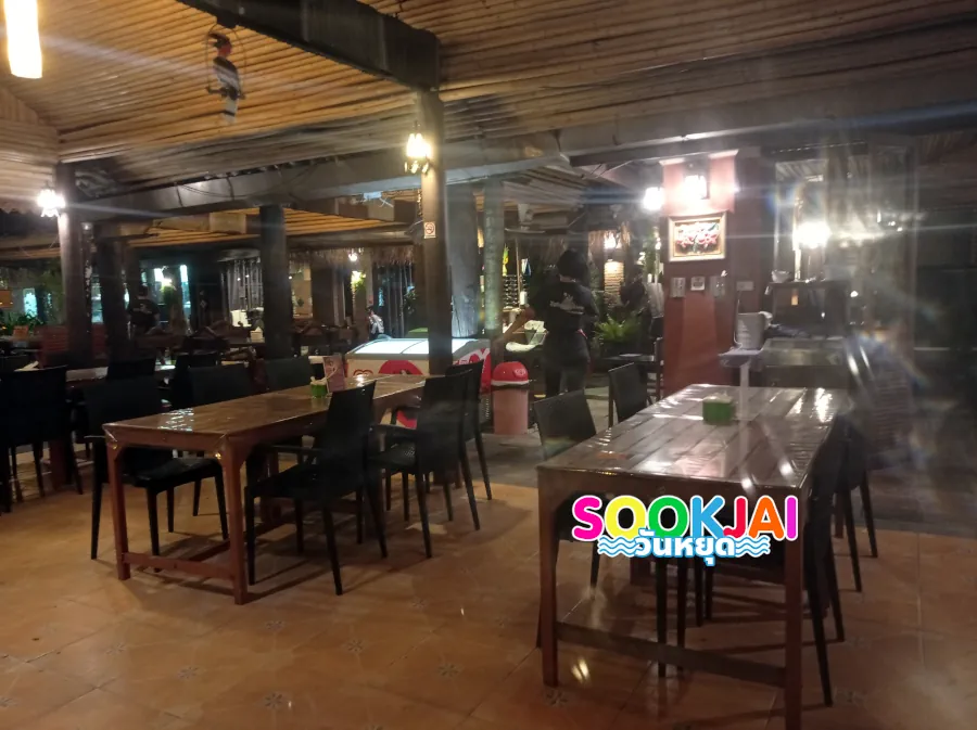 Delicious Khao Lak Esan Rim Hat Phang Nga