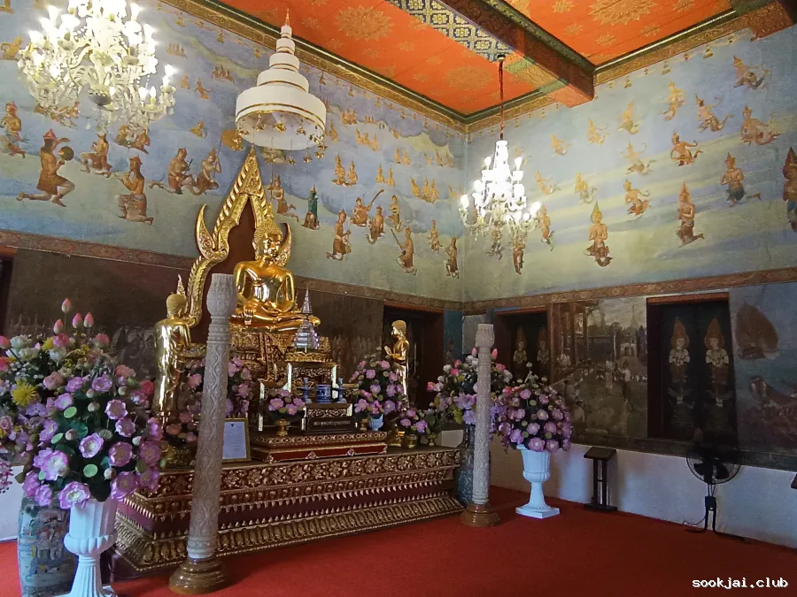 Wat Suwan Dararam is a temple of the Chakri dynasty because the father of King Rama I built it