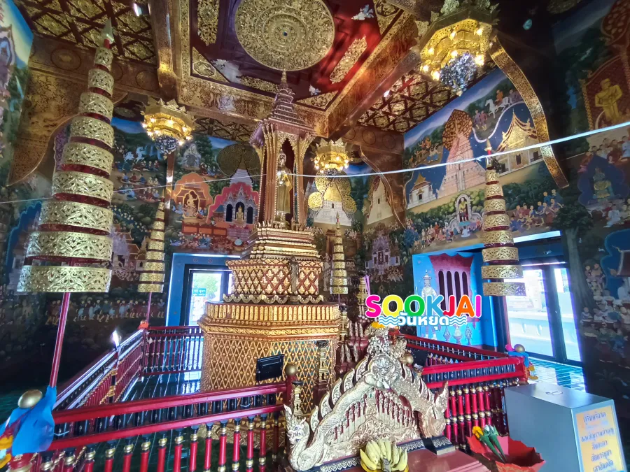 Delve into Wat Chedi Luang, Chiang Mai: Pay homage to the largest chedi in Lanna, worship the Inthakhin Pillar, and visit the Viharn of Luang Pu Mun