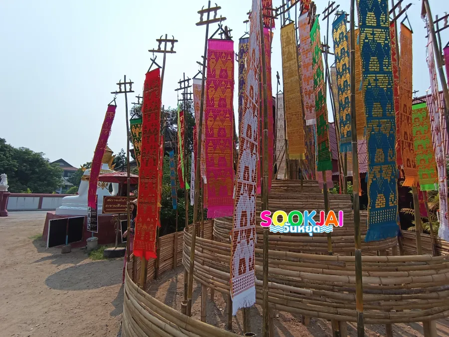 Visiting Wat Phan Tao, Chiang Mai, Admiring the Invaluable Golden Teak Viharn Hall, Experiencing Tranquility in the Heart of the Old City