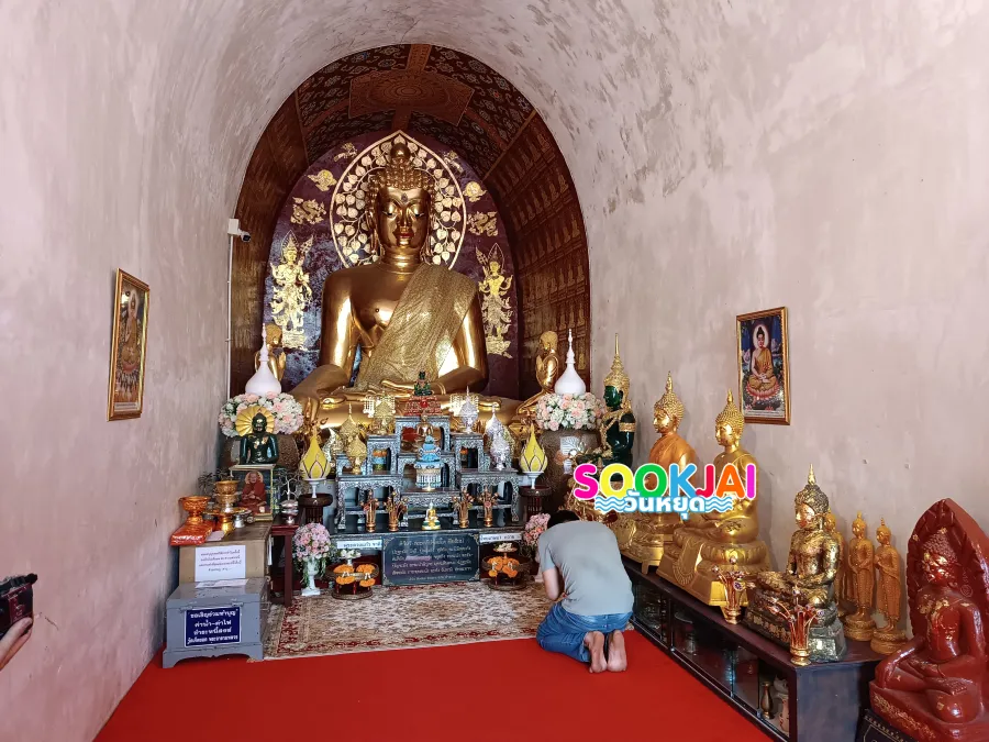 Visit Wat Chet Yot, Chiang Mai, see the grand temple built by King Tilokaraj, and solve the mystery of why there are snake statues