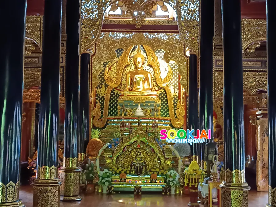 Relax at Wat Ram Poeng, Chiang Mai, See the Chedi in the style of Buddhagaya Pagoda and the world-famous Vipassana Meditation Center