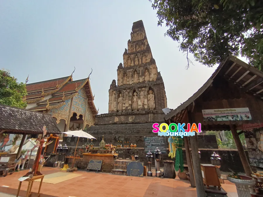 Trace the Legend of Hariphunchai, Admire the Beauty of 