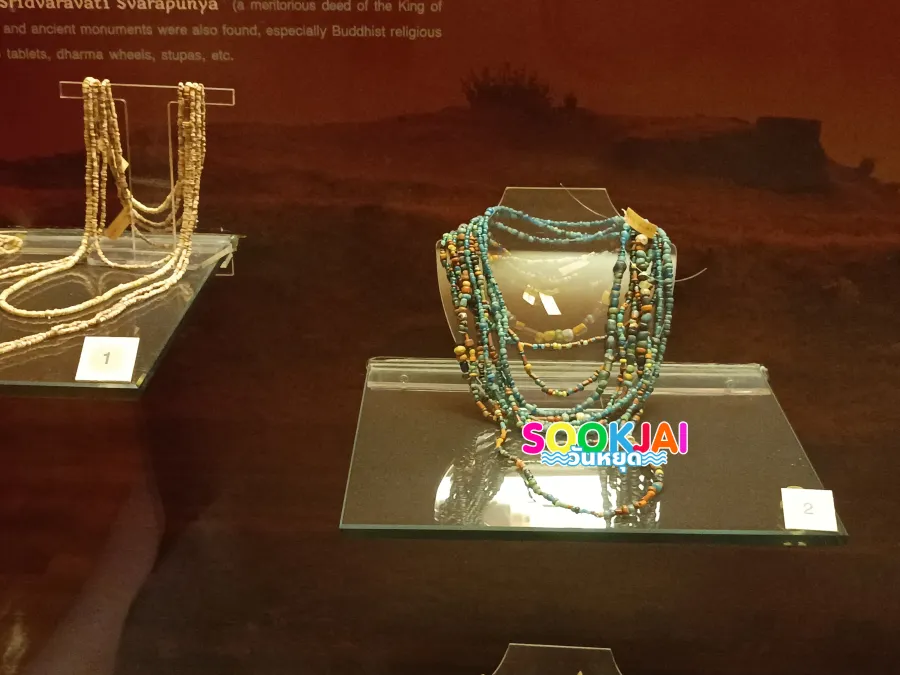 เที่ยวพิพิธภัณฑสถานแห่งชาติ สุพรรณบุรี ย้อนรอยเมืองอู่ทอง ชมห้องนักร้องลูกทุ่งชื่อดัง