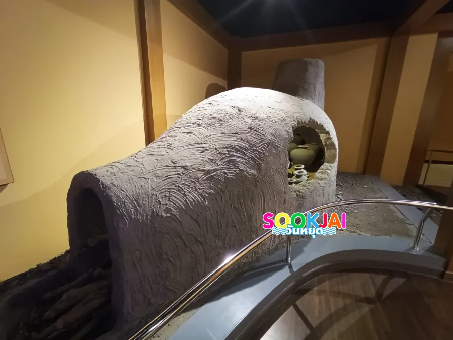 เที่ยวพิพิธภัณฑสถานแห่งชาติ สุพรรณบุรี ย้อนรอยเมืองอู่ทอง ชมห้องนักร้องลูกทุ่งชื่อดัง