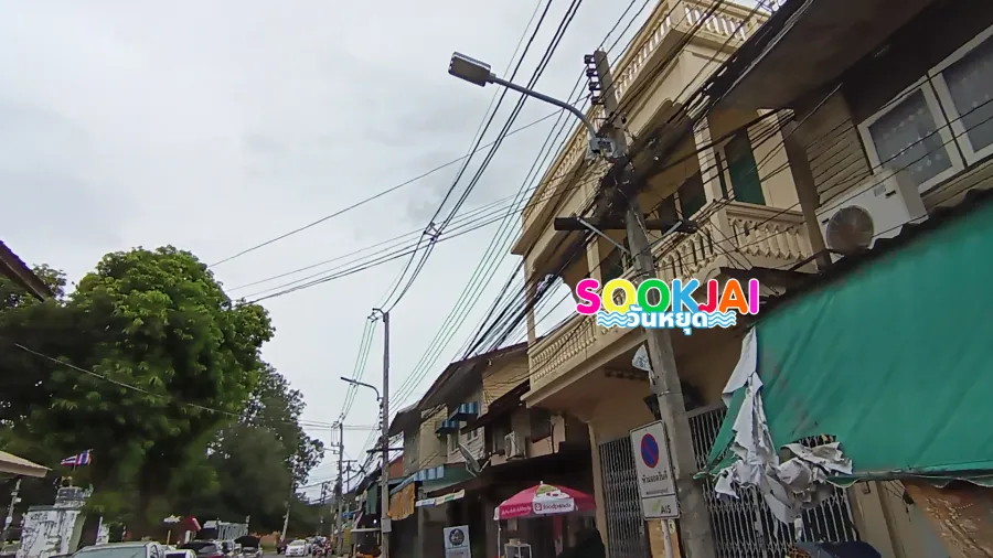 Retracing the Ancient Trading District \