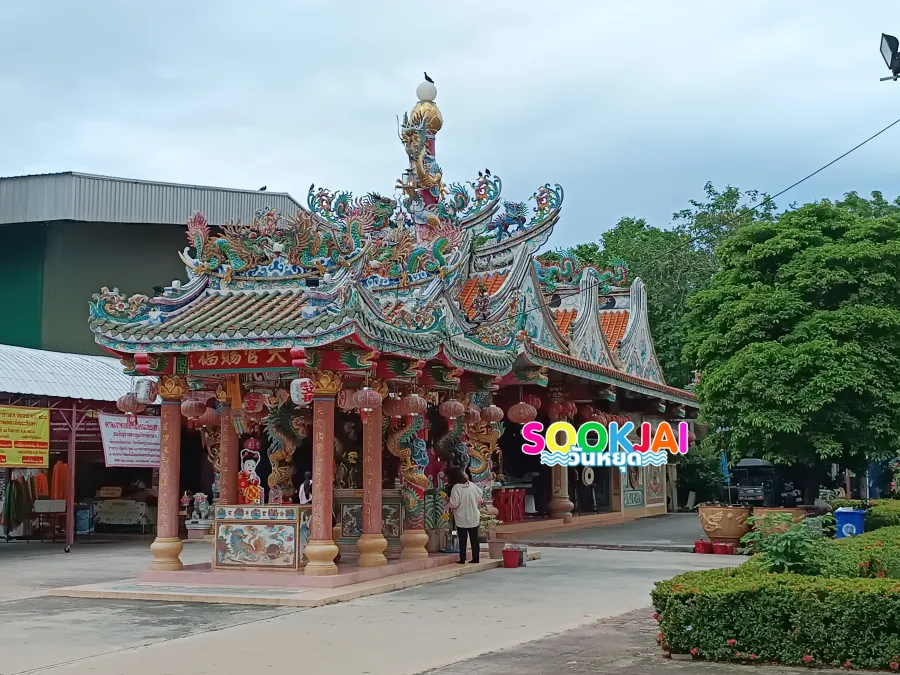 A beautiful harmony! City Pillar Shrine of Chachoengsao, a center of Thai-Chinese faith in the heart of Paet Riu