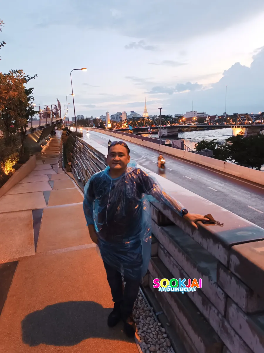 สวนลอยฟ้าเจ้าพระยา จุดชมพระอาทิตย์ตกดินสุดโรแมนติก แลนด์มาร์กสีเขียวข้ามแม่น้ำเจ้าพระยา