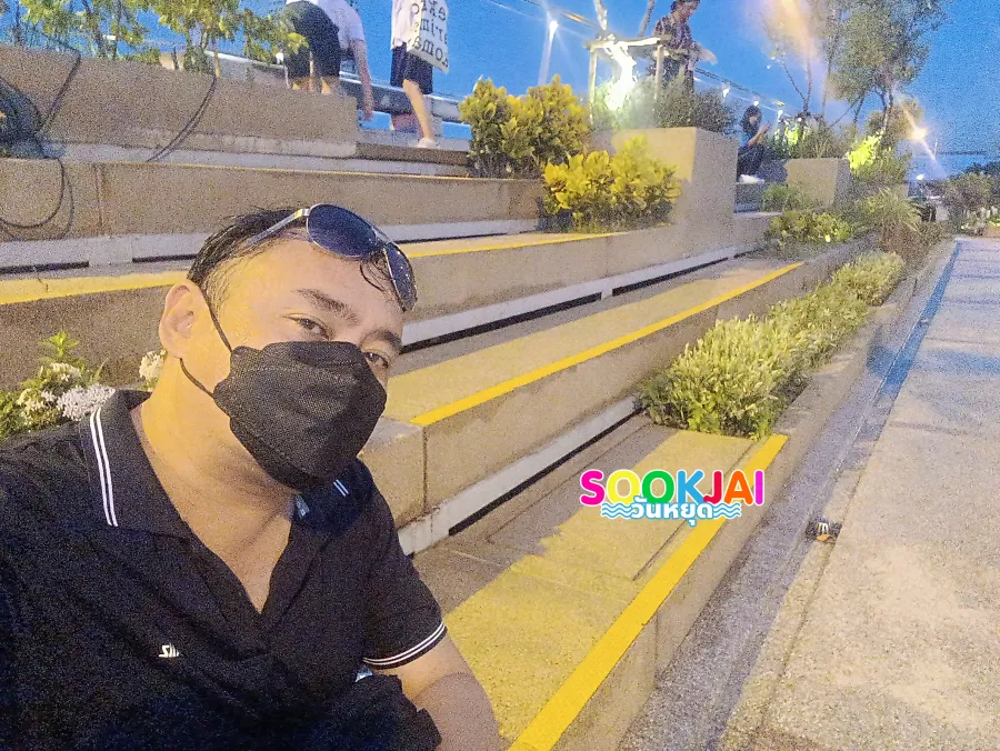 สวนลอยฟ้าเจ้าพระยา จุดชมพระอาทิตย์ตกดินสุดโรแมนติก แลนด์มาร์กสีเขียวข้ามแม่น้ำเจ้าพระยา