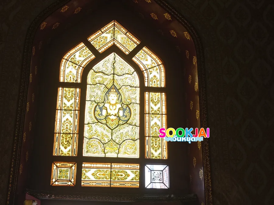 สัมผัสเสน่ห์ 