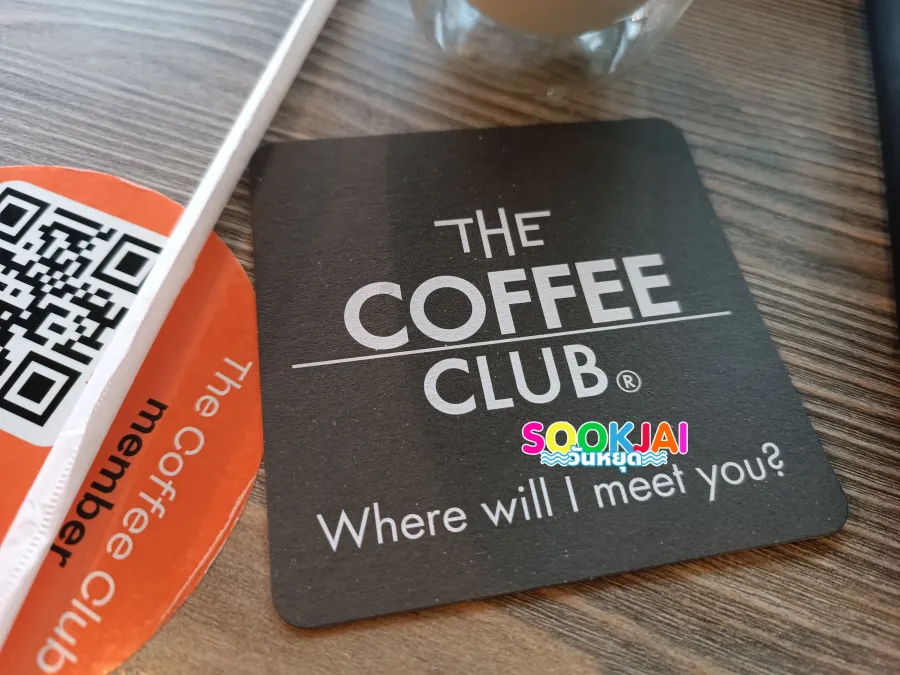 The Coffee Club River City Branch: Enjoy premium coffee with a romantic view of the Chao Phraya River bend.