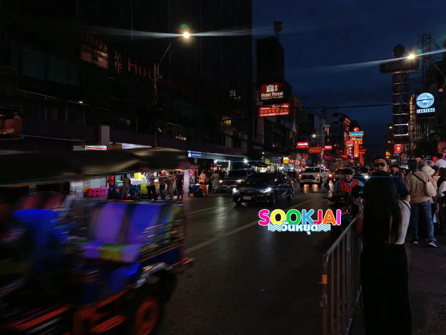 เที่ยวเยาวราช สวรรค์ของคนรักสตรีทฟู้ด ตลาดที่ใหญ่ที่สุดในกรุงเทพฯ ที่ไม่เคยหลับใหล