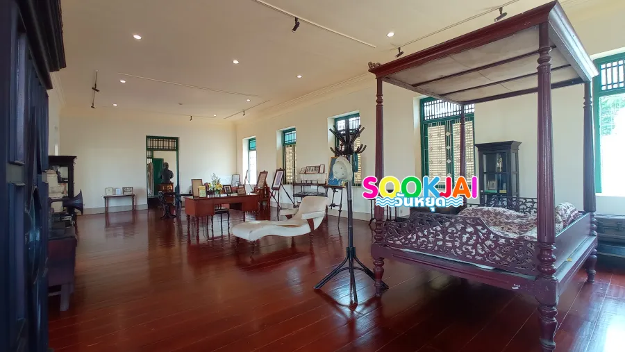 ย้อนรอยกรุงเก่า ณ 