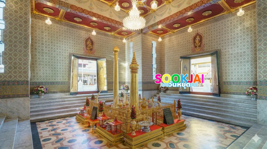 Bangkok City Pillar Shrine
