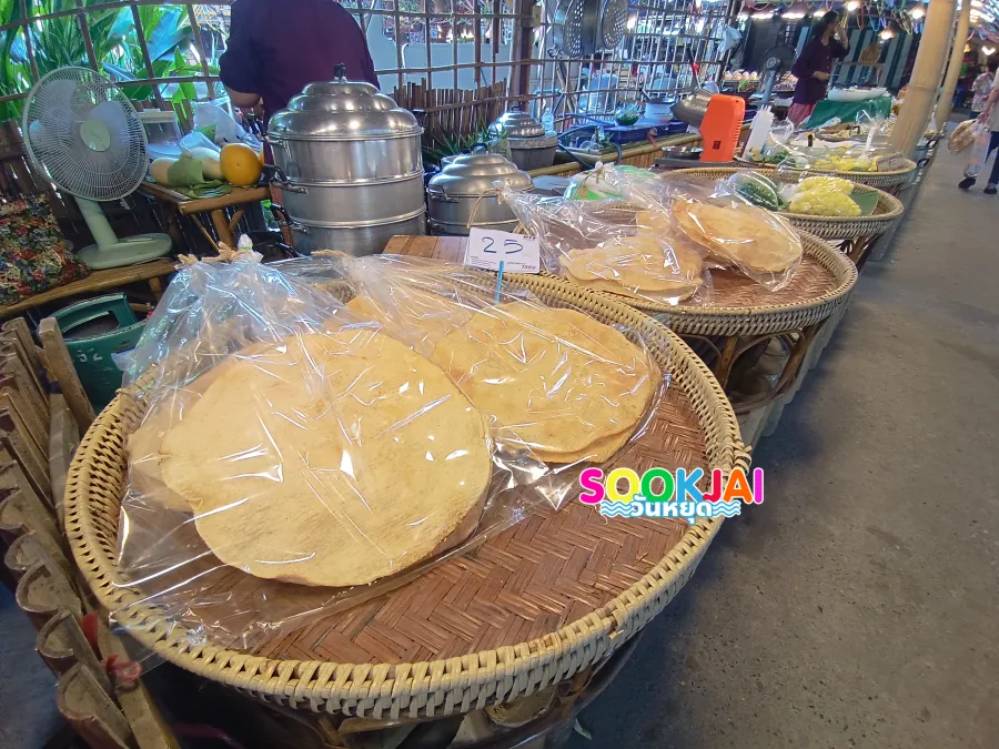 ย้อนรอยกรุงเก่า เดินชิลล์หาของอร่อยที่ 