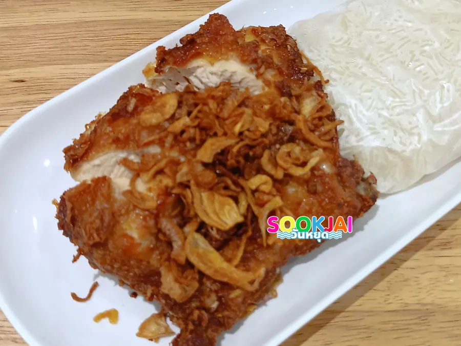Review of Muhammad Hat Yai Branch 2 Ayutthaya: Crispy on the outside, soft on the inside, overflowing fried shallots in front of Wat Thammarat
