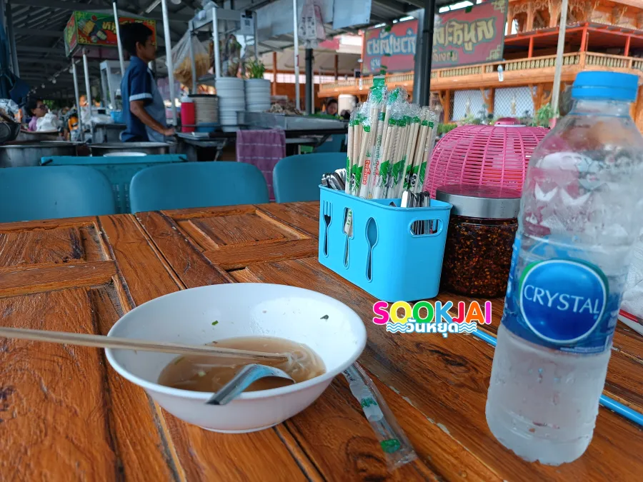 วัดราษฎร์ประคองธรรม : นมัสการพระนอนใหญ่ที่สุดในนนทบุรี และพระธาตุ 3 นครจำลอง